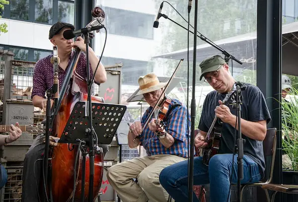 Duesseldorf-Bluegrass-Jam-Session_1_600x408
